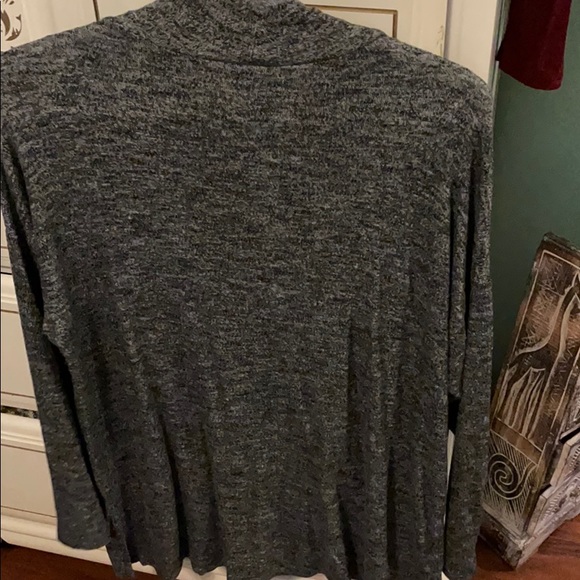 Long sleeved lightweight sweater - Picture 3 of 3